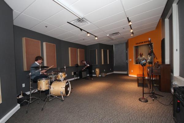 Tracking Room