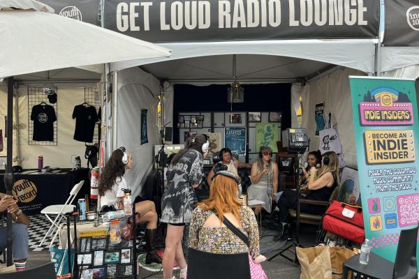 get loud radio lounge