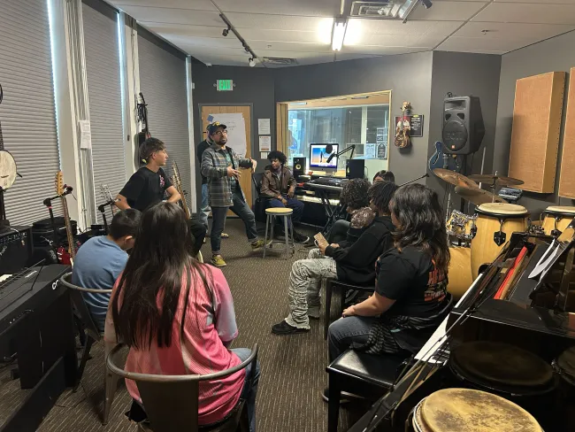 students record a song